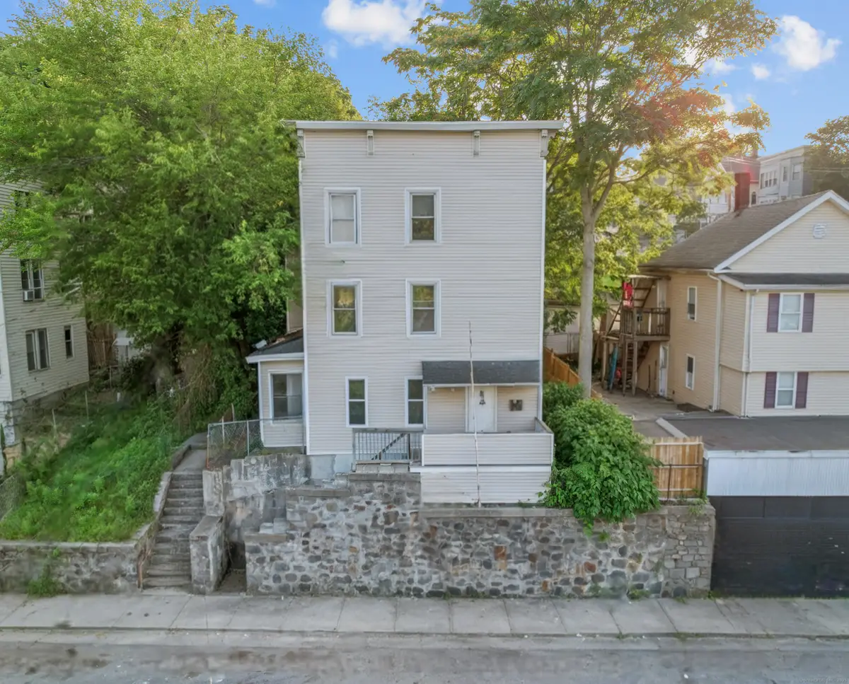 324 Congress Avenue, Waterbury, CT 06708 - Image #1
