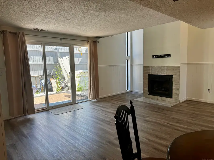 136 Shepard Avenue #136, Hamden, CT 06514 - Image #3