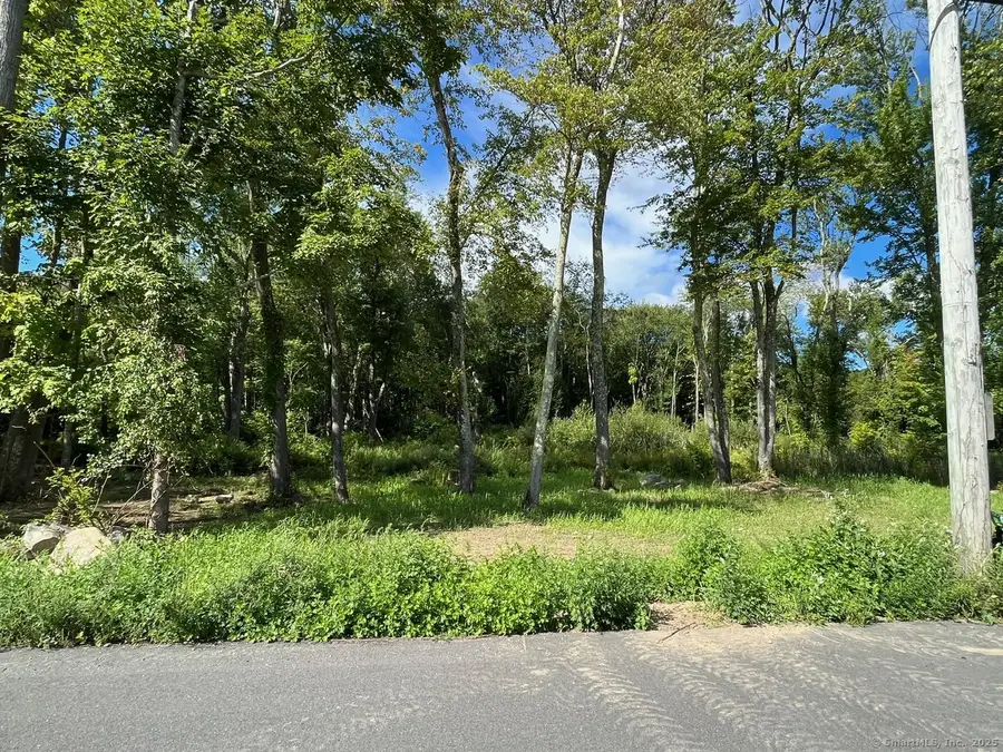 26 100 Acres Road, Newtown, CT 06470 - Image #3