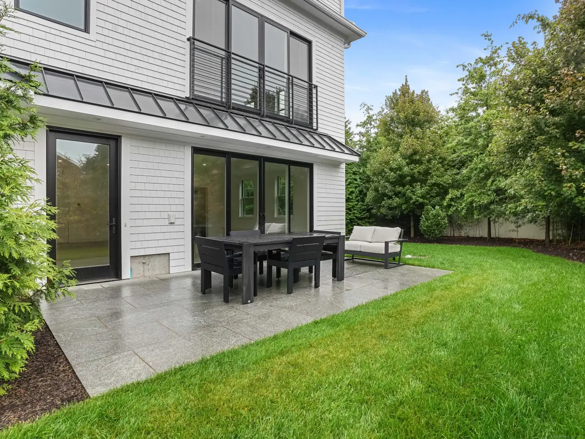 345 Reef Road #C9, Fairfield, CT 06824 - Image #1