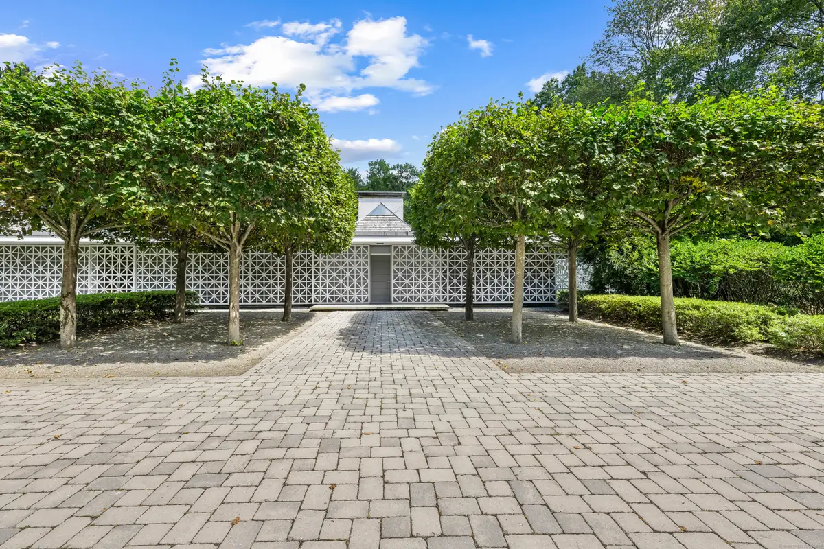 565 Oenoke Ridge, New Canaan, CT 06840 - Image #1