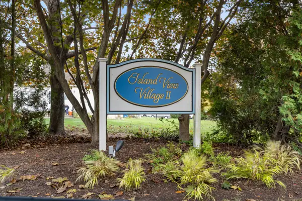 226 Austin Ryer Lane #226, Branford, CT 06405