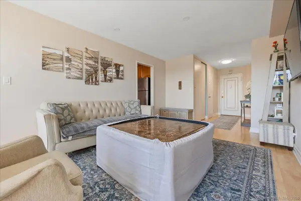 54 W North Street #505, Stamford, CT 06902