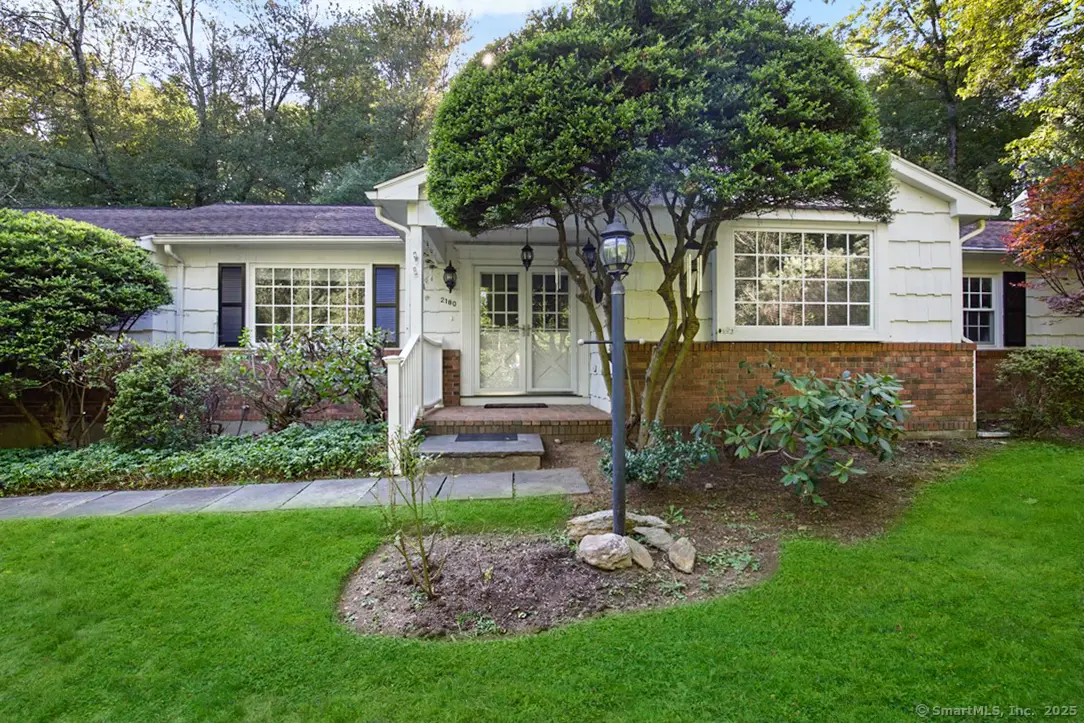 2180 Cross Highway, Fairfield, CT 06824 - Image #1