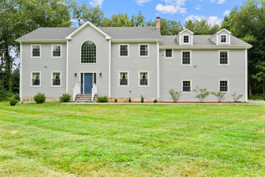 424 Racebrook Road, Orange, CT 06477 - Image #2