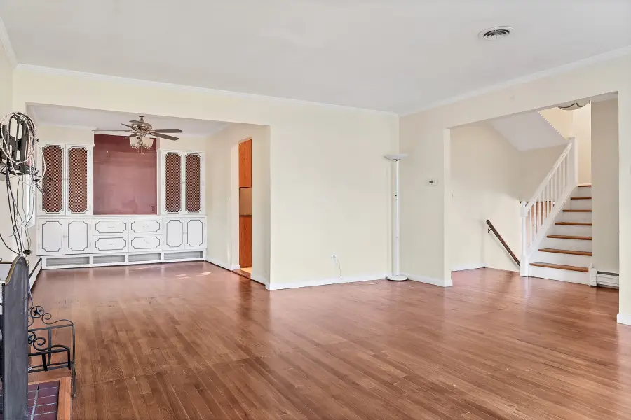 6 Brookside Drive, Woodbridge, CT 06525 - Image #3