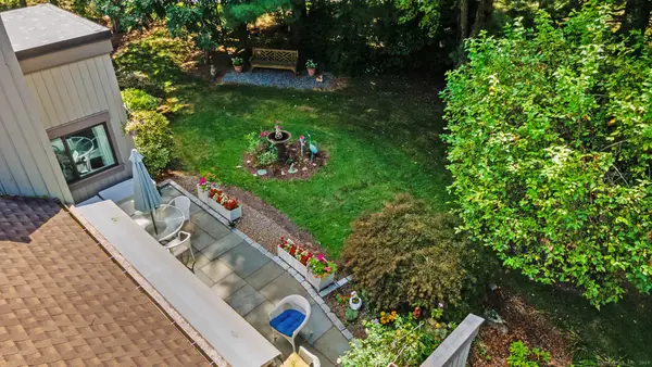 890 Heritage Village #A, Southbury, CT 06488