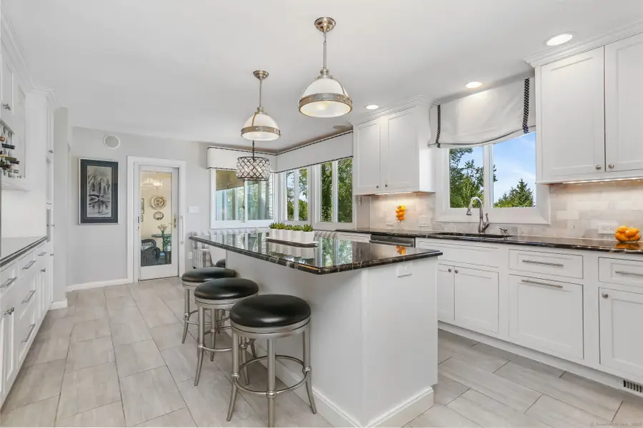 132 Merrimac Drive, Trumbull, CT 06611 - Image #3