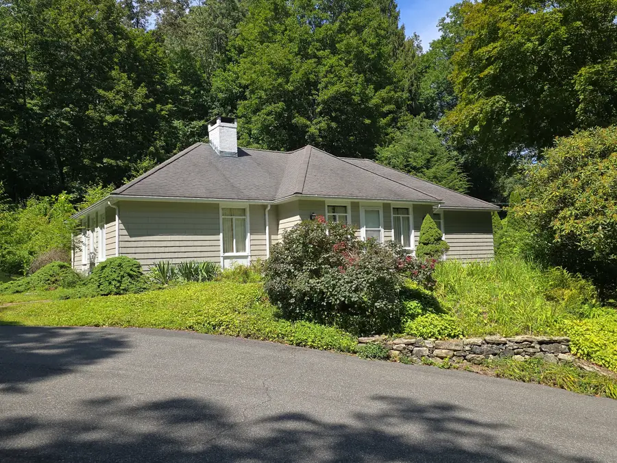 1 Sabbaday Lane, Washington, CT 06793 - Image #2