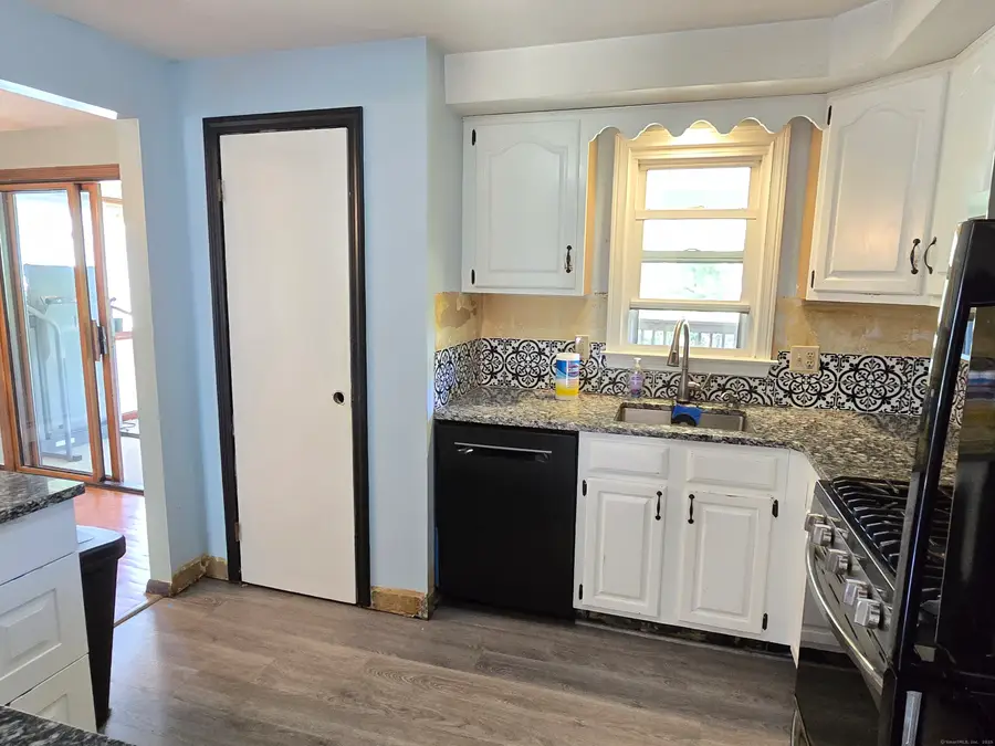 51 Towne Drive, Berlin, CT 06037 - Image #2