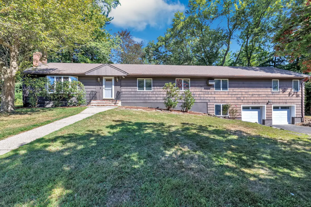 17 Old Orchard Lane, Trumbull, CT 06611 - Image #1