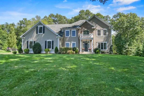 40 Sterling Ridge Court, Cheshire, CT 06410