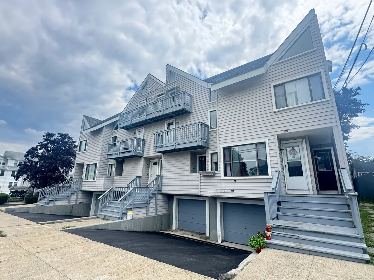 105 Tremont Avenue #APT E, Bridgeport, CT 06606 - Image #1