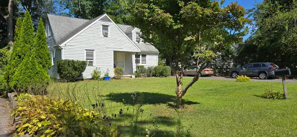 27 Emma Road, Stamford, CT 06905