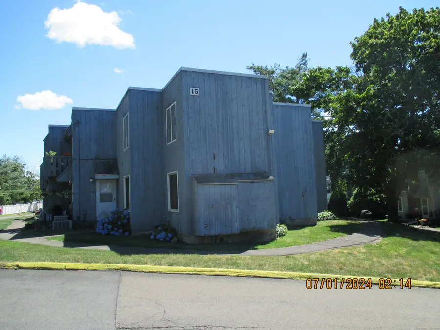 15 Cedar Court #G, East Haven, CT 06513 - Image #2
