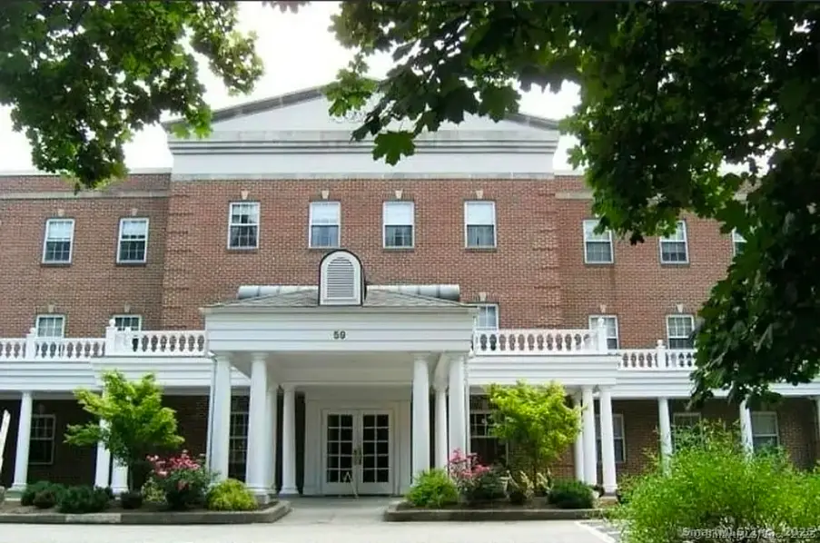 59 Courtland Avenue #APT 2T, Stamford, CT 06902 - Image #1