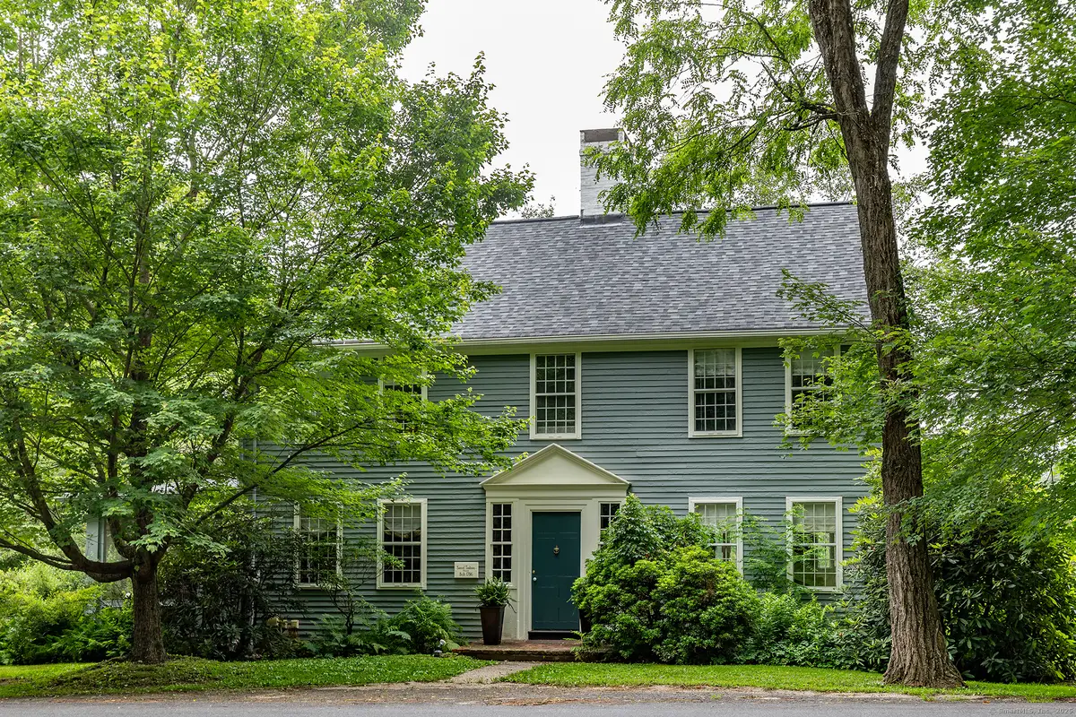 393 Middle Road Turnpike, Woodbury, CT 06798 - Image #1