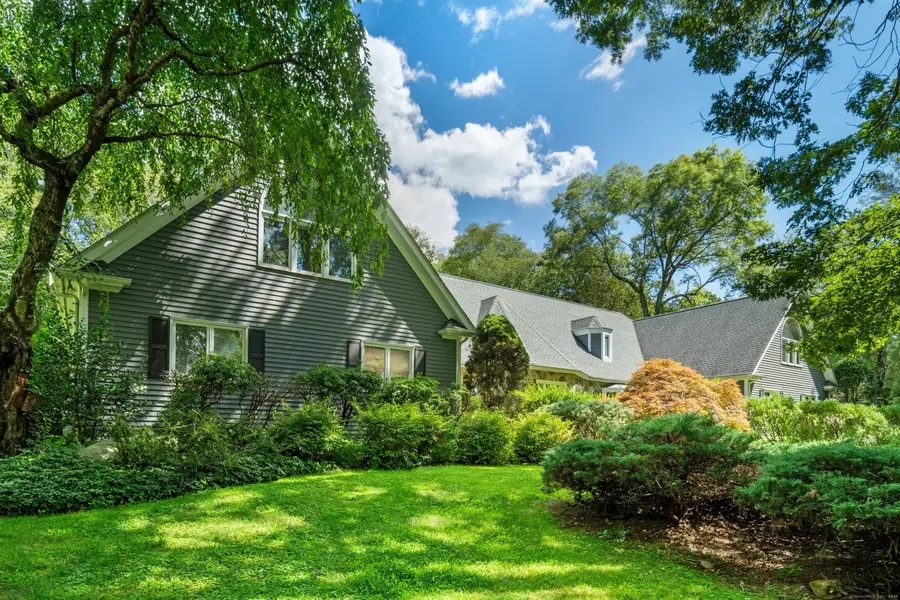 212 Fence Row Drive, Fairfield, CT 06824 - Image #2