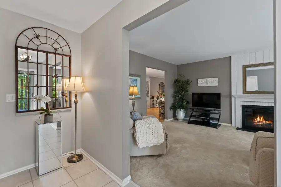 4 Old Bridge Road East, New Fairfield, CT 06812 - Image #3