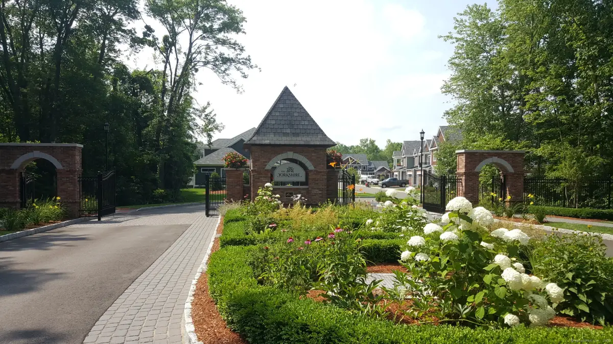 1 Yorkshire Court #1, Farmington, CT 06032 - #1