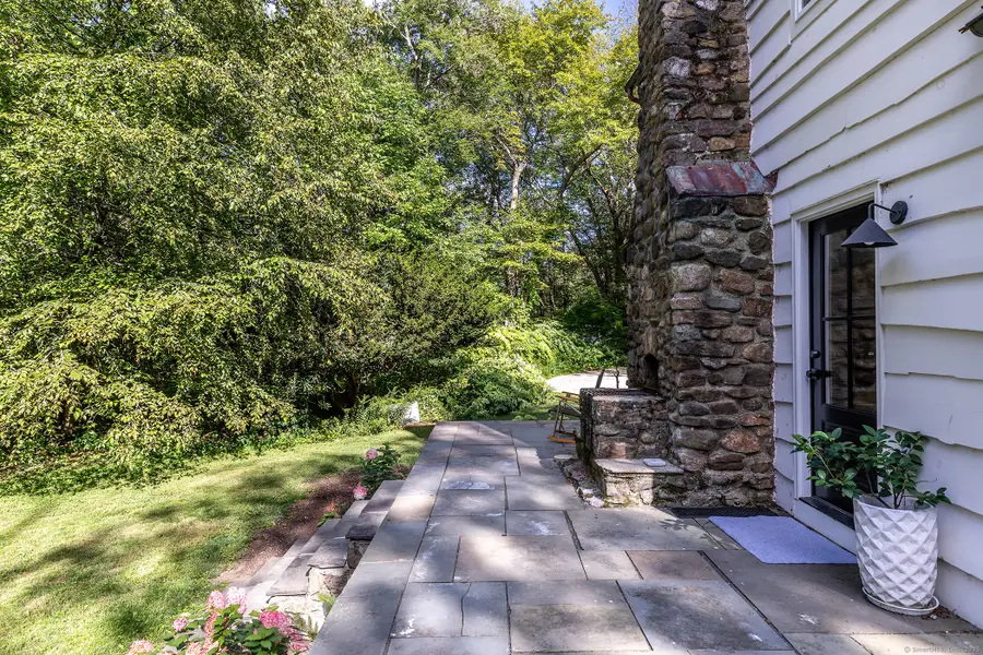 34 Evergreen Passway, Morris, CT 06763 - Image #3