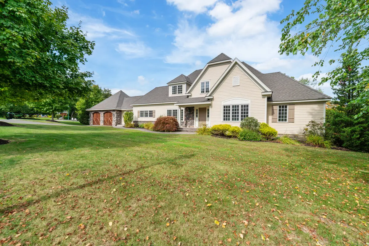 1 Hampshire Court, Middlebury, CT 06762 - Image #1