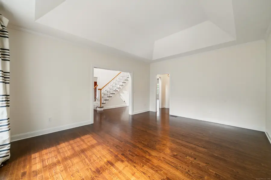 1 Hampshire Court, Middlebury, CT 06762 - Image #3