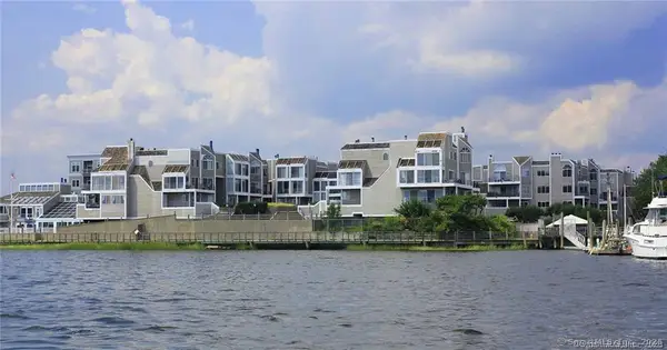 127 Harbour Close #127, New Haven, CT 06519