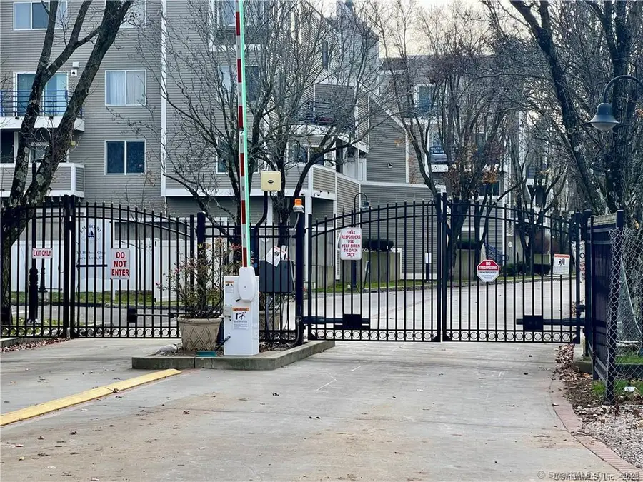 127 Harbour Close #127, New Haven, CT 06519 - Image #3