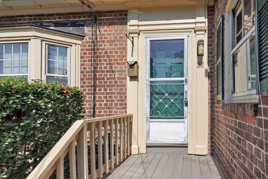 22 Sims Street, Bridgeport, CT 06604 - Image #3