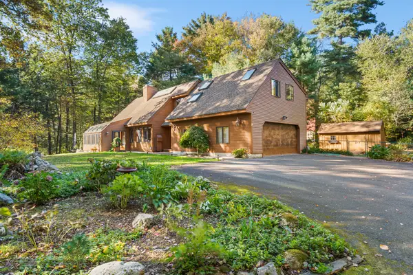 21 Christmas Tree Hill, Canton, CT 06019