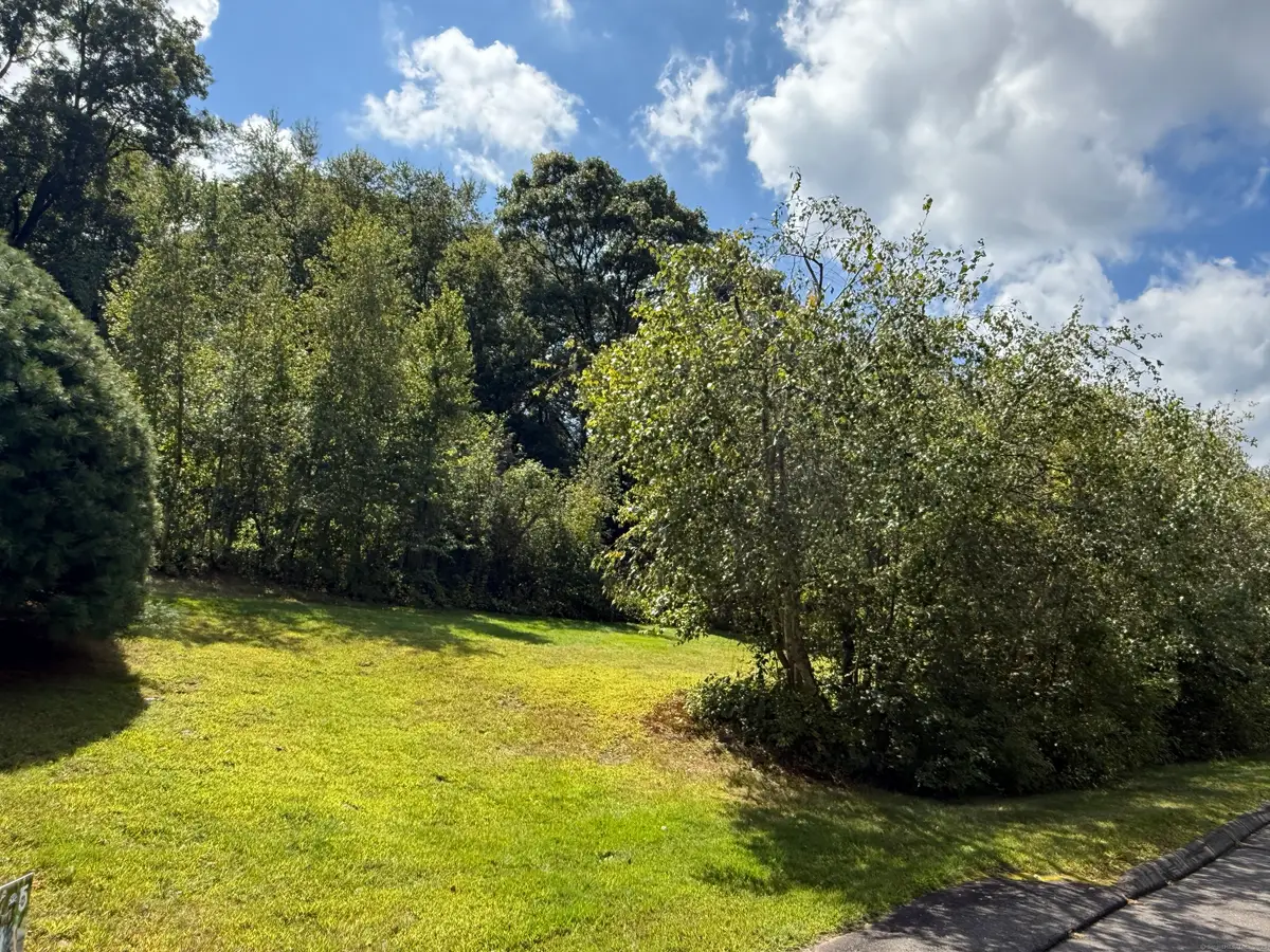 Evelyn Drive, Naugatuck, CT 06770 - Image #1