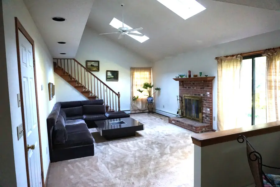 24 Green Woods Lane, Unionville, CT 06085 - Image #2