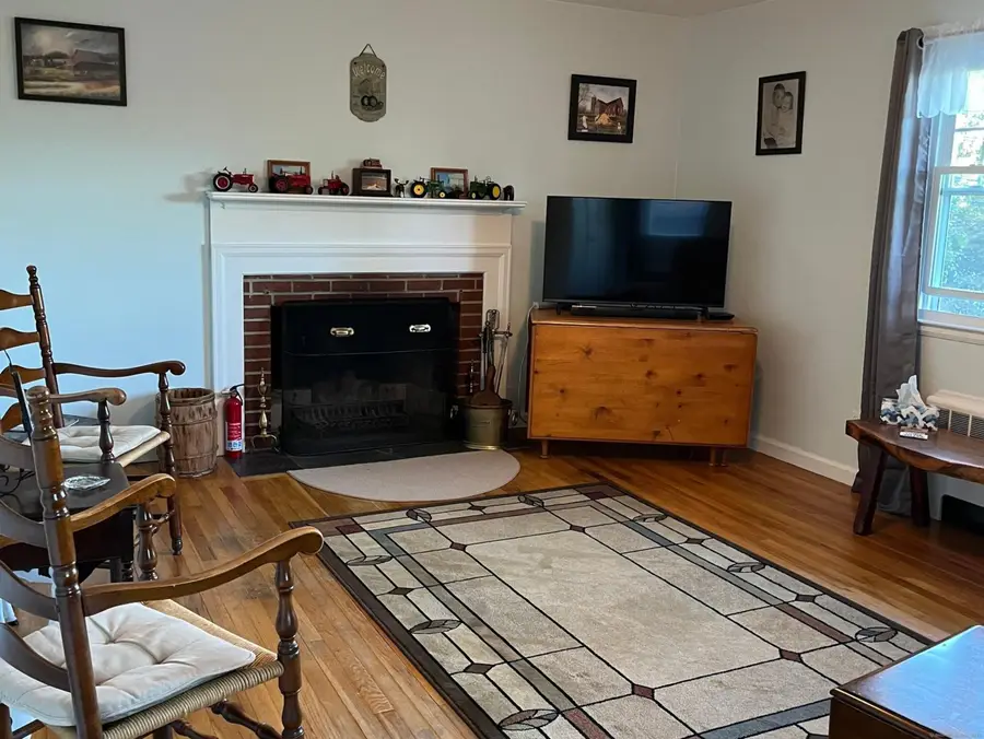 213 Spring Street, Torrington, CT 06790 - Image #2