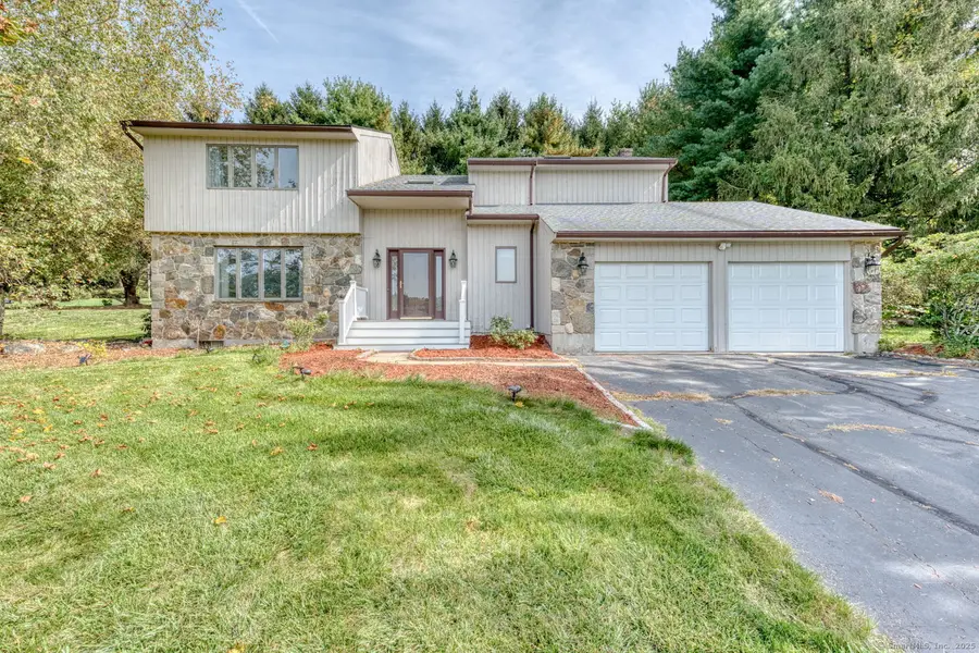 11 Kupchunos Road, South Windsor, CT 06074 - Image #2