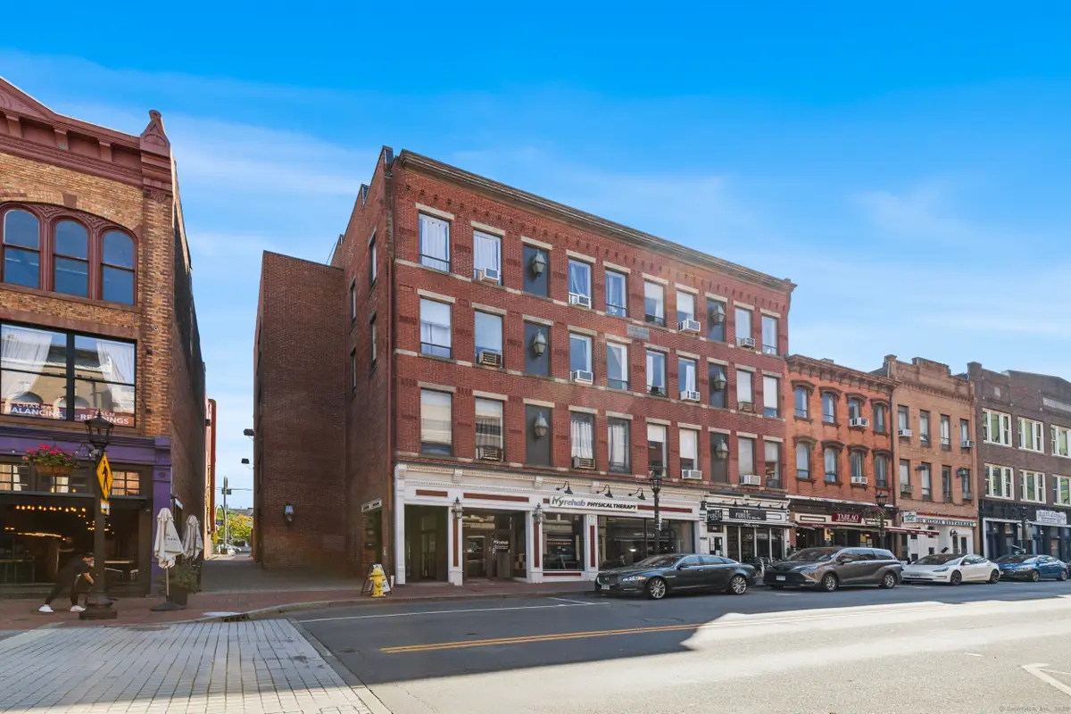 94 Washington Street #APT 20, Norwalk, CT 06854 - Image #1