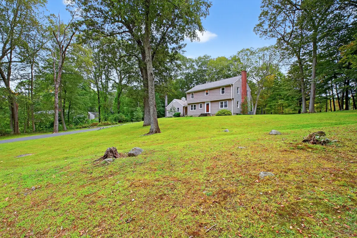 27 West Woodland Drive, Redding, CT 06896 - Image #1