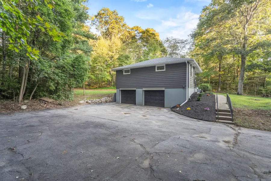 27 Woodland Drive, Salem, CT 06420 - Image #3