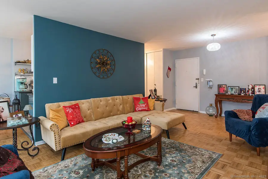 31 Woodland Street #4G, Hartford, CT 06105 - Image #3