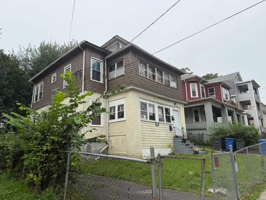 87 Mansfield Street, Hartford, CT 06154 - Image #2