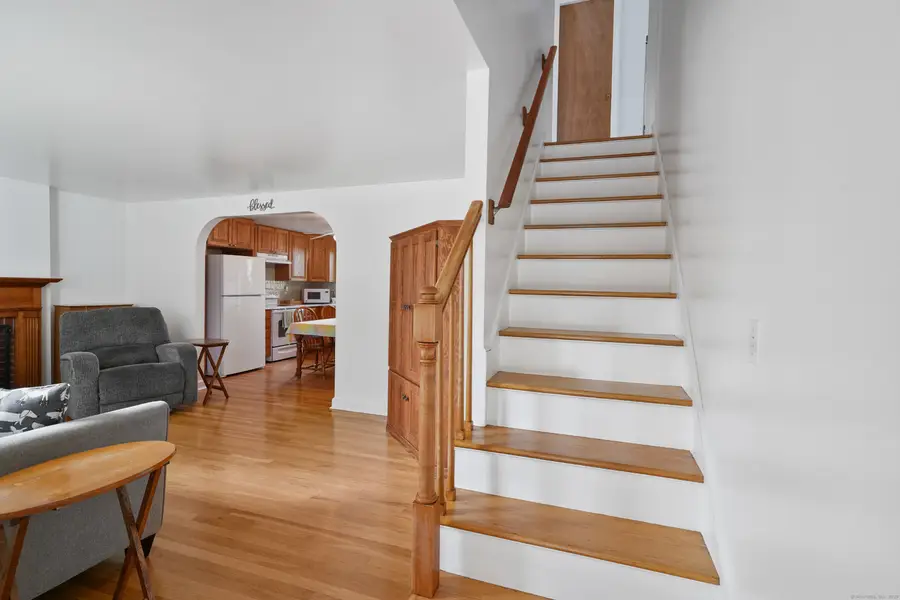 294 Catherine Terrace, Fairfield, CT 06824 - Image #2