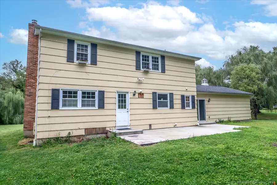 133 Sugar Street, Newtown, CT 06470 - Image #2