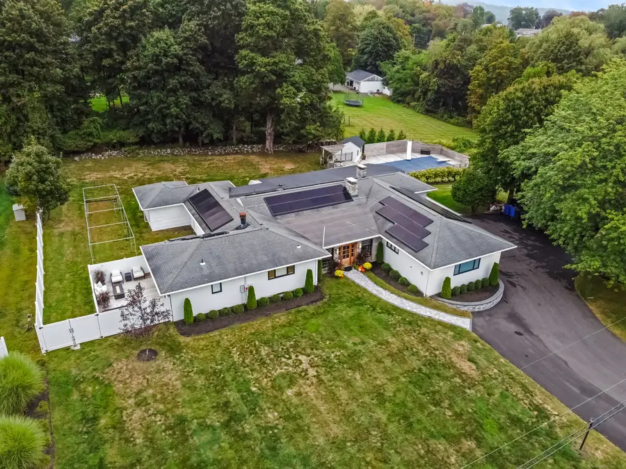 4 Old Farm Road, New Fairfield, CT 06812 - Image #2