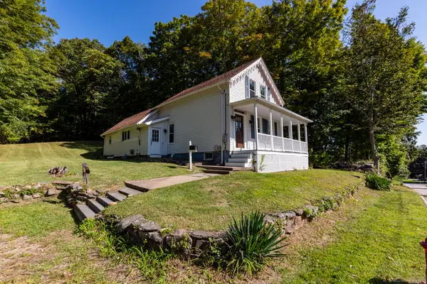 33 Newton Street, Norwich, CT 06360