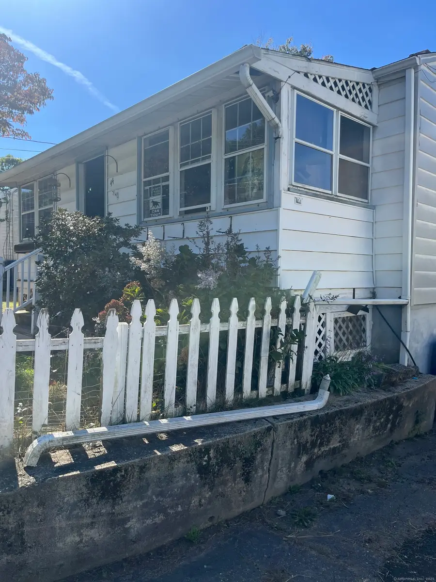 44 Woodlawn Avenue, Ansonia, CT 06401 - Image #3