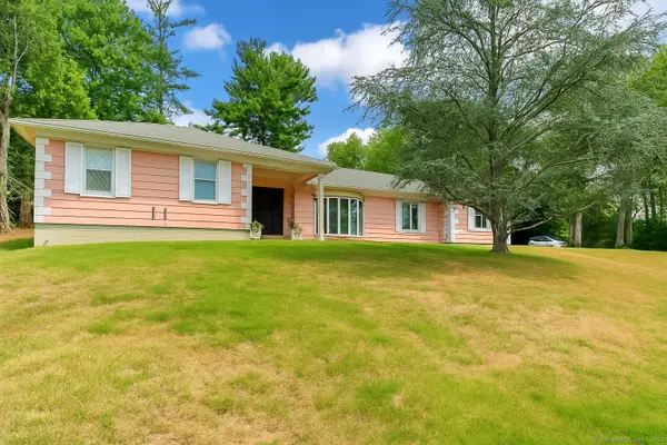 23 Sportsman Drive, Shelton, CT 06484