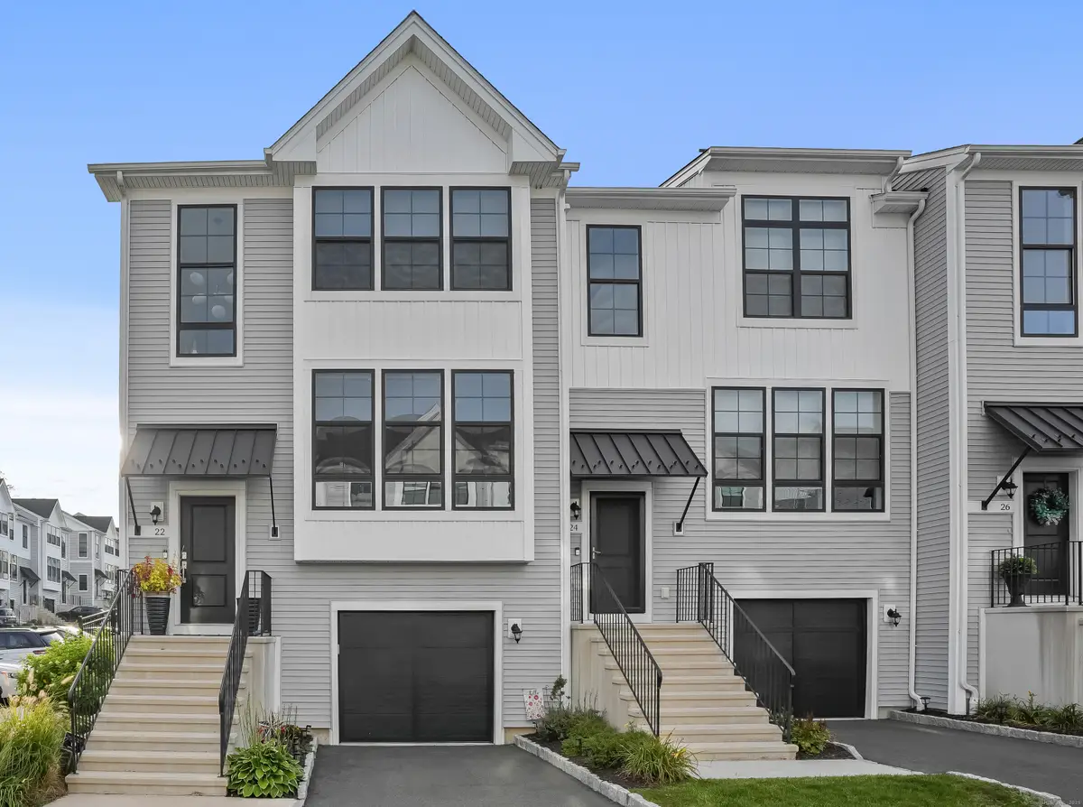 22 Brentwood Circle #22, Danbury, CT 06810 - Image #1