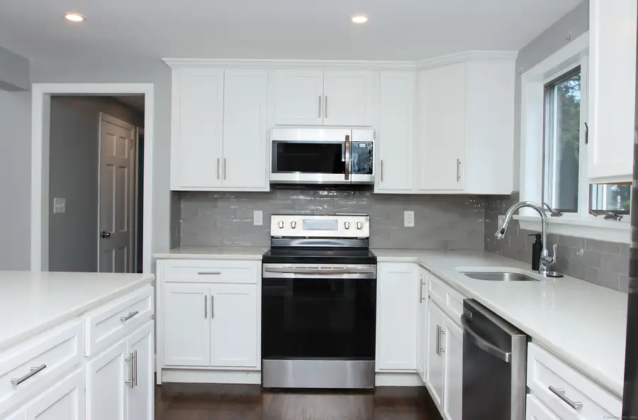 785 Old Turnpike Road, Southington, CT 06479 - Image #3