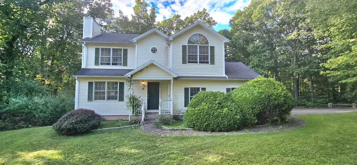 17 Dunbar Lane, Hamden, CT 06514 - Image #1