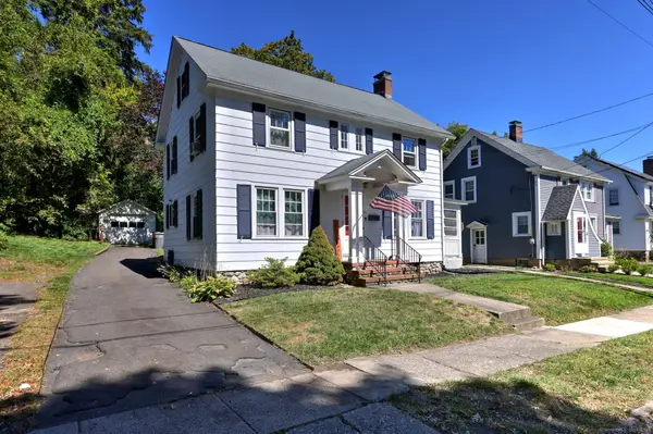 25 Walnut Terrace, Naugatuck, CT 06770